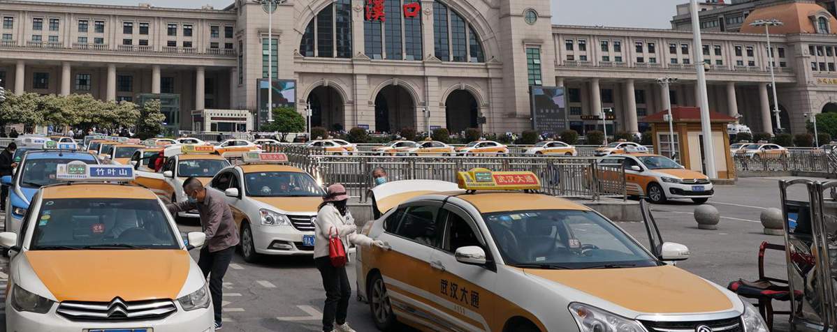 Taxi to Hankou Railway Station